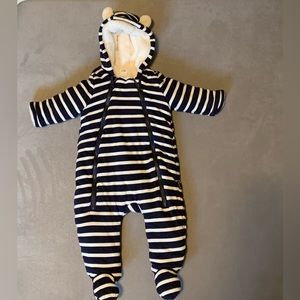 2/25$ Baby Gap bear bunting suit- Sherpa lined- navy white striped- 3-6 months
